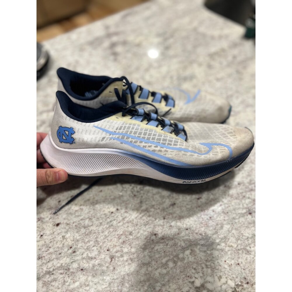 Nike‎ Air Zoom Victory North Carolina Shoes - Size 11